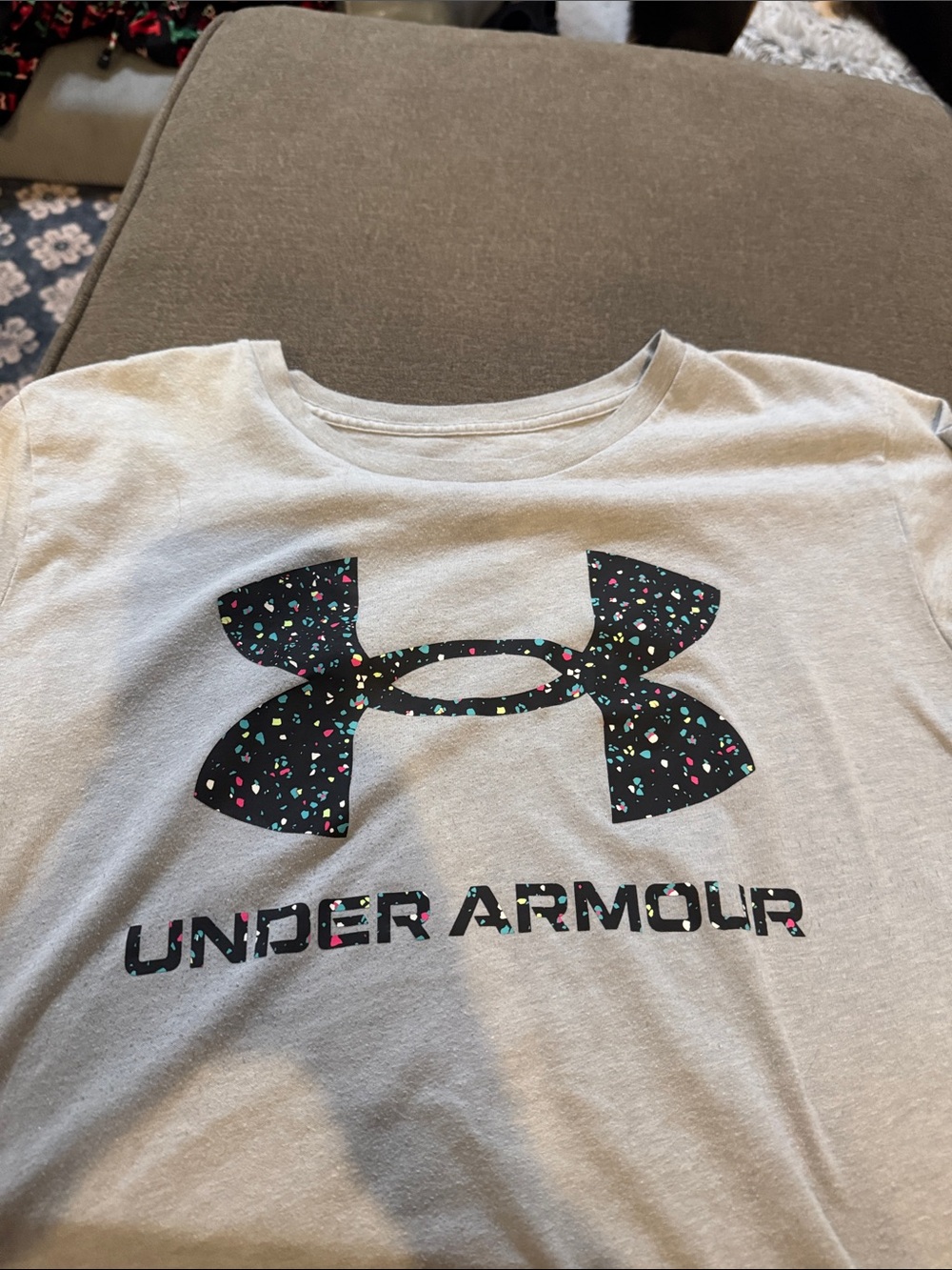 Women’s under Armour T-shirt